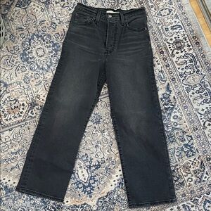 Levi's Ribcage Straight Ankle Jeans in Dark Faded Black/Gray 27